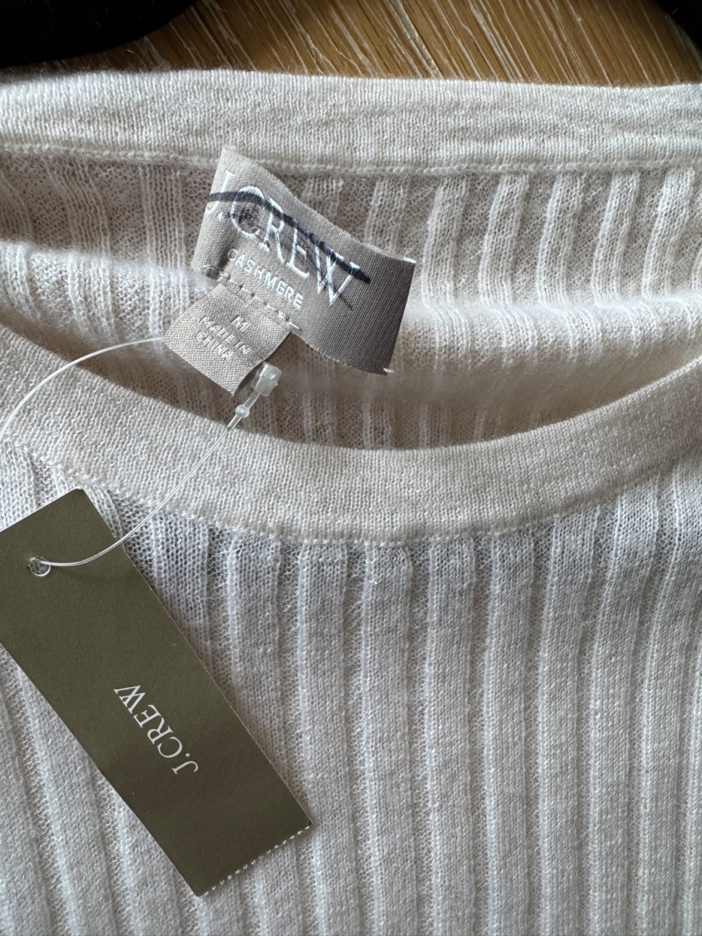 NWT J. CREW New Ribbed Featherweight 100% Cashmere T-shirt Snow White M *NOTE* - Picture 11 of 12